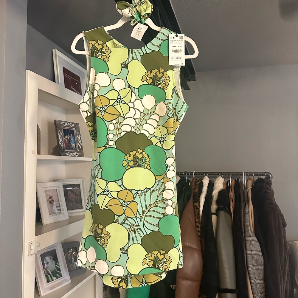 NWT zara floral dress with matching scrunchie